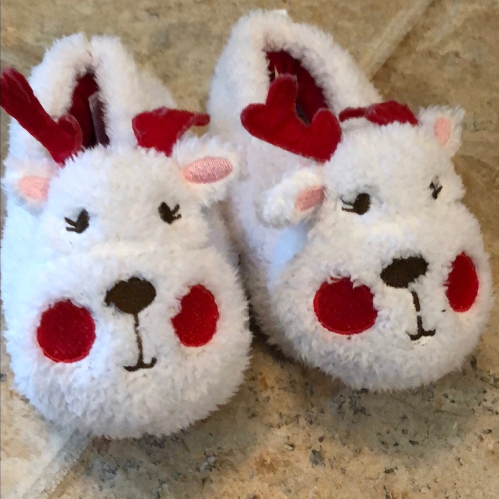 Fuzzy deer bedroom slippers